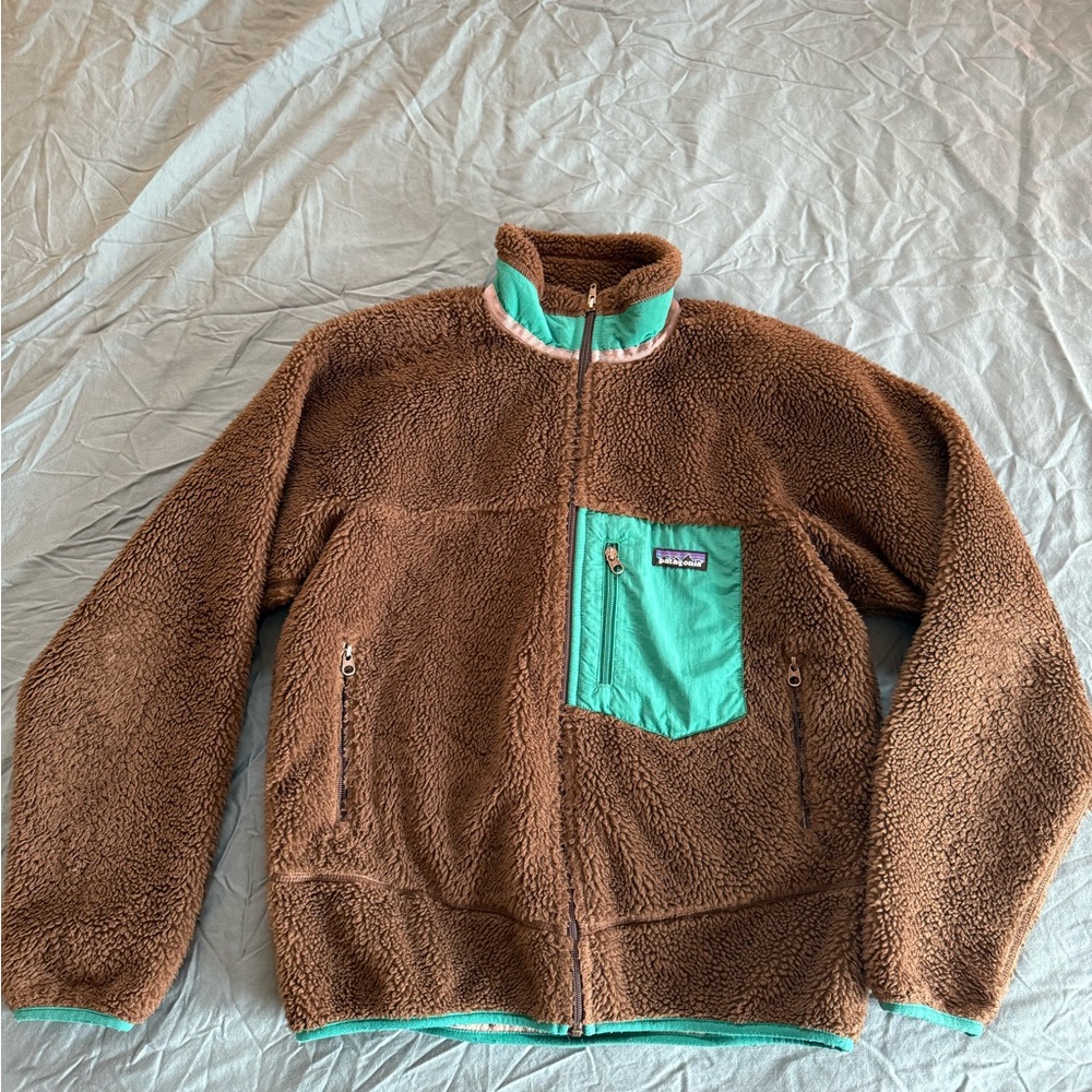 Patagonia Brown Fleece Jacket with Green Accents